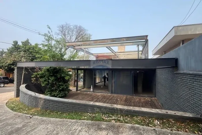 Ponto Comercial para alugar: 506 m²: 5 salas amplas, 3 banheiros, cozinha, vestiário, terr