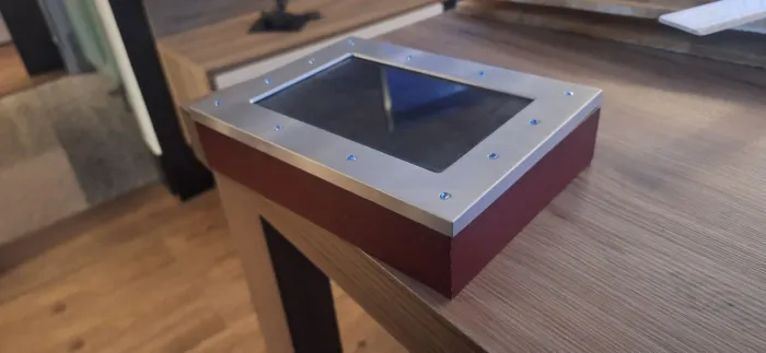 Caixa porta joias com espaço para foto com vidro. 19x14x4,5cm