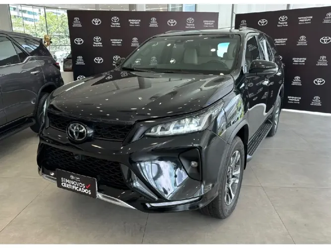 Toyota Hilux SW4 Diamond 2.8 TB 4X4 Die. Aut. 2022