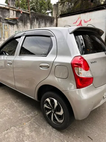 Toyota Etios X 1.3 Flex 16V 5P Mec. 2017