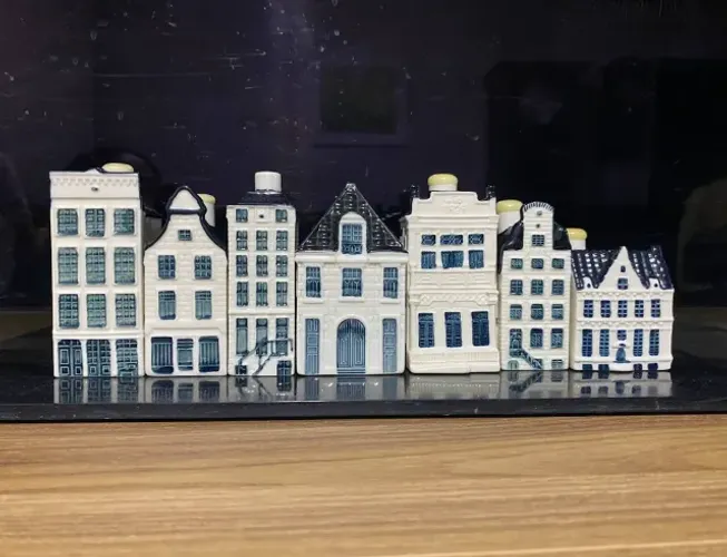 Casinha klm porcelana