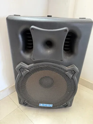Caixa de Som Ativa CSR 4000A - 300W RMS | 15 Polegadas (Estado de Nova)