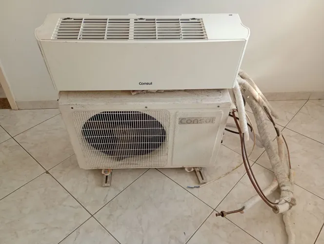 Vende-se ar condicionado usado