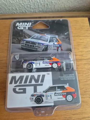 Mini GT Lancia Delta HF Integrale Evoluzione