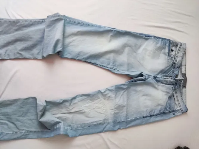Calca jeans masculina (kit com as duas peças)
