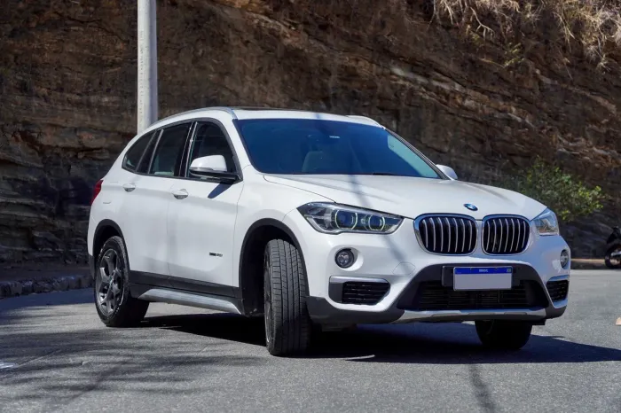 BMW X1 Sdrive 20I X-line 2.0 TB Active Flex 2018