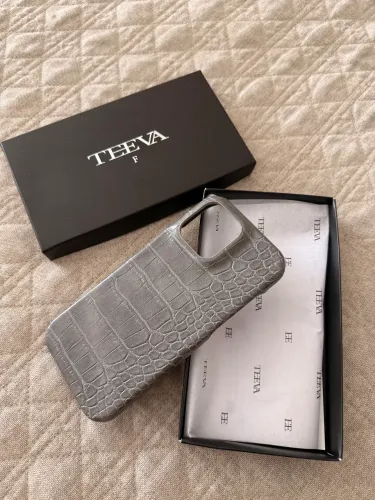 Capinha teeva de couro
