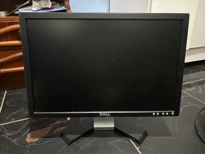 Monitor Dell 17' Full Hd