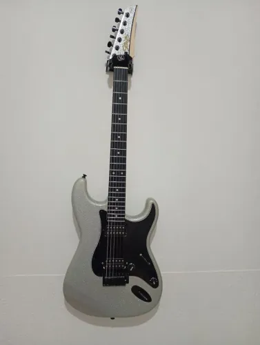 Guitarra seize katana fun