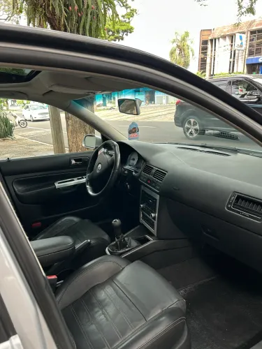Volkswagen Golf Sportline 1.6 MI Total Flex 8V 4P 2011