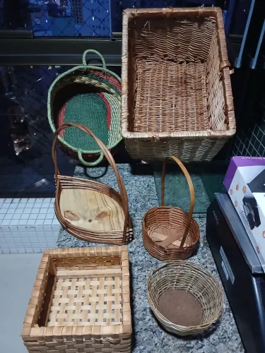 Kit de cestos de palha