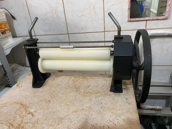 Cilindro para massa de pastel manual