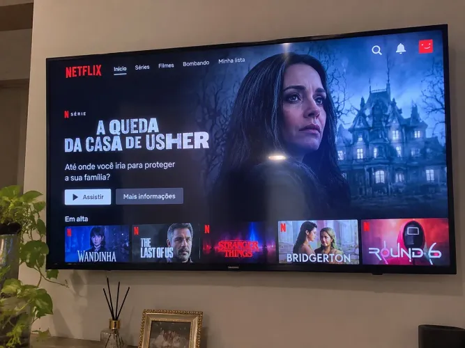 ? VENDO SMART TV SAMSUNG 65 POLEGADAS