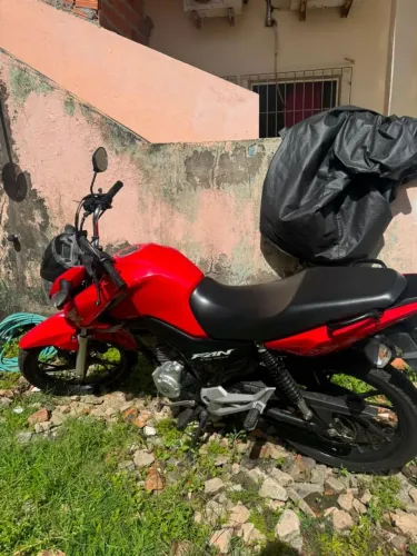Moto a venda