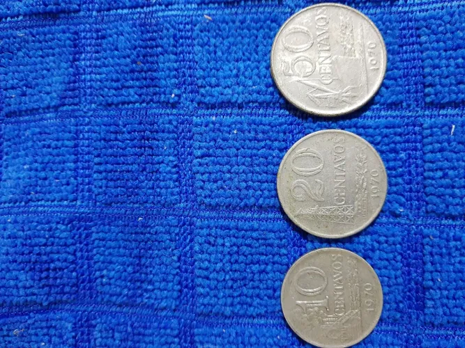 Moedas 10 20 e 50 centavos de 1970