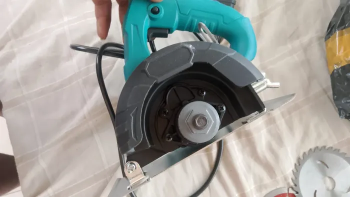 Esmerilhadeira Nunca usado NOVO! Pra vender logo!