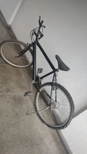 Bicicleta aro 26 com marchas