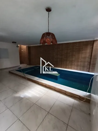 Belissima Casa com Piscina em Emaus 4/4 (suíte) - 220M2 - Perfeita Localização