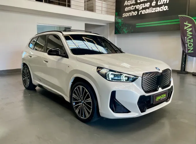 BMW IX1 Xdrive 30 M Sport (elétrico) 2024