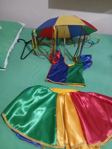Roupa de trevo festa junina 