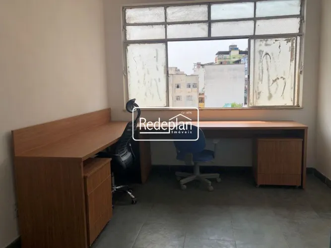 Sala Comercial no Centro de Barra Mansa!
