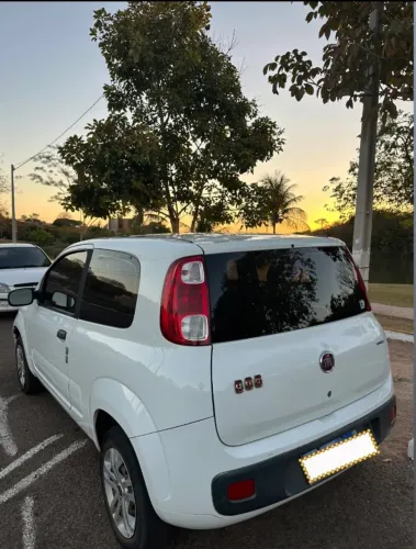 Fiat Uno Vivace 1.0 EVO Fire Flex 8V 3P 2014