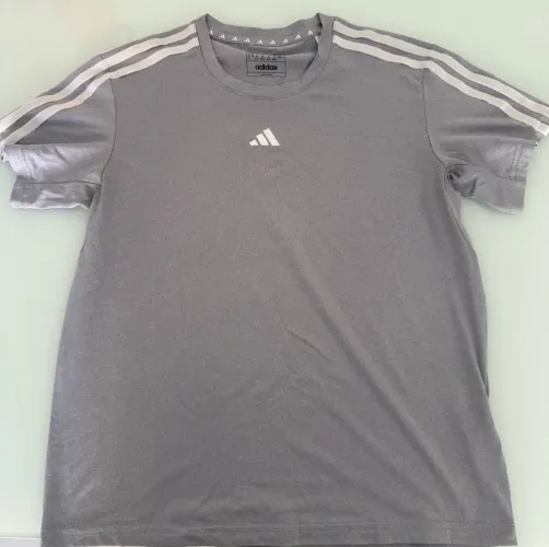Blusa adidas