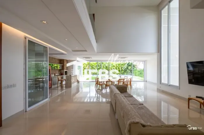 Condomínio Fechado, 382 m², 3 qts, 4 banh., 2 vagas, Residencial Aldeia do Vale