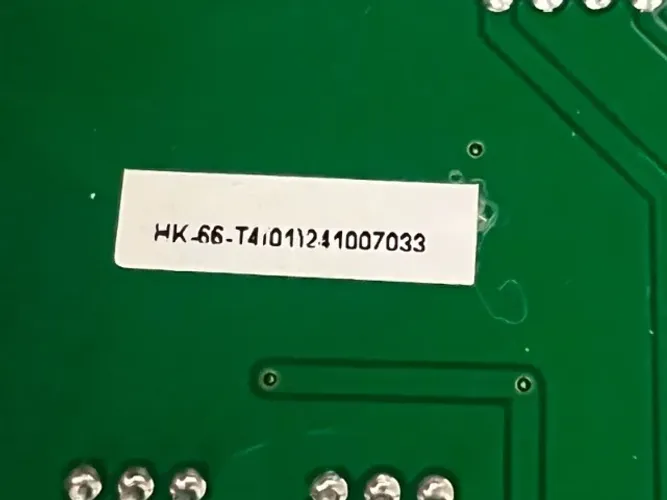 HK-66-T4/01/241007033 Placa Nova