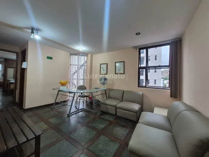 Sala comercial à venda no Funcionários.