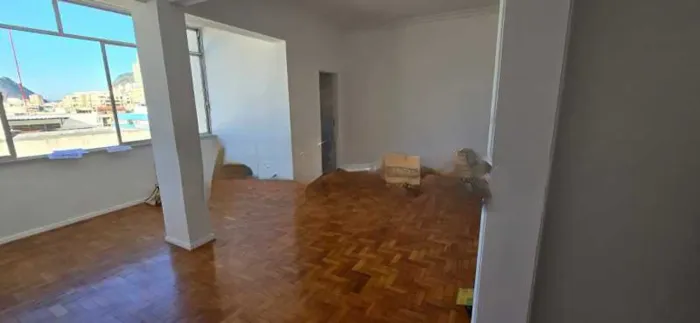 Apartamento : / Residencial / Botafogo