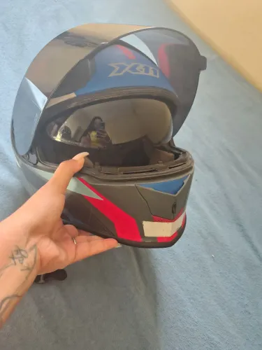 Capacete por 300$