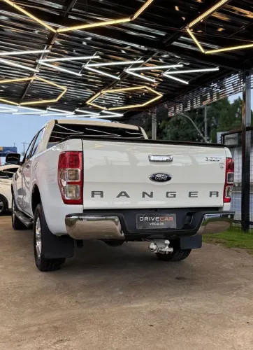 Ford Ranger XLT 2.5 16V 4X2 CD Flex 2014