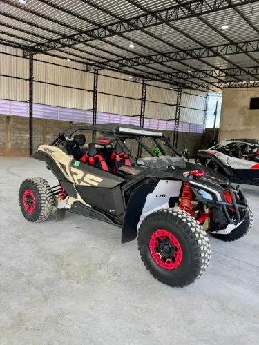 Can am Maverick XRS turbo RR 
