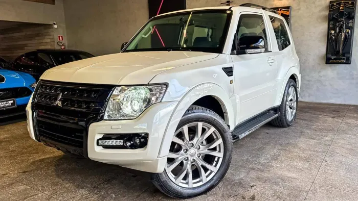 Mitsubishi Pajero HPE Full 3.2 4X4 T.i.dies.3p Aut. 2014