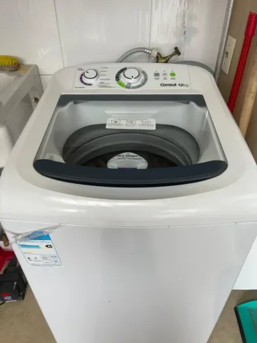 Máquina de Lavar Consul 12kg - Estado de Nova (Apenas 1 ano de uso / Pouco Uso)