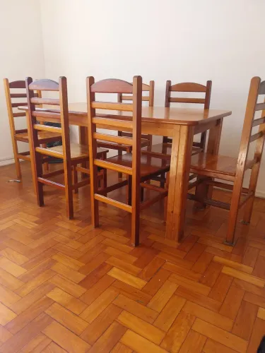 Mesa de jantar de madeira 6 cadeiras