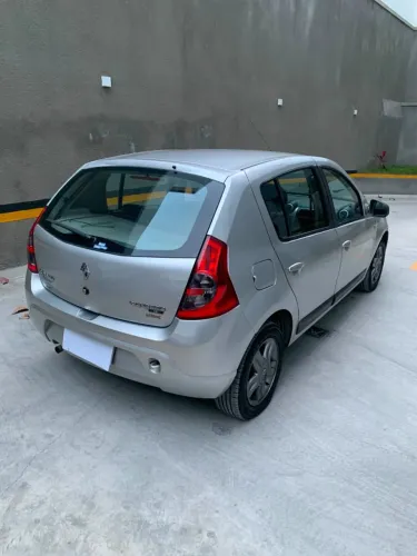 Renault Sandero Expression Hi-flex 1.6 8V 5P 2010