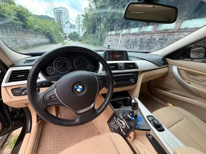 BMW 320I A 2.0 Turbo/activeflex 16V 184cv 4P 2014
