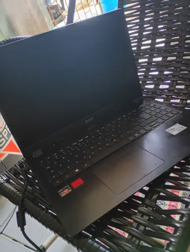 Vende-se Notebook Acer
