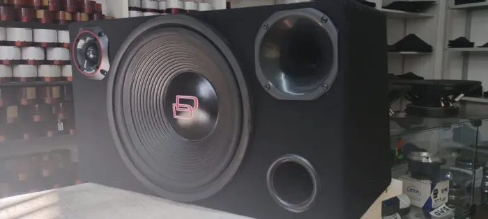  CAIXA TRIO COM SUB 800RMS 15 POL