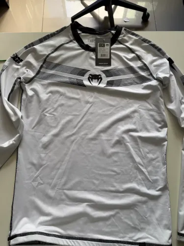 Camisa VENUM original