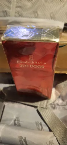 Perfume Red Door Elizabeth Arden 100ml EDT - Original e Lacrado