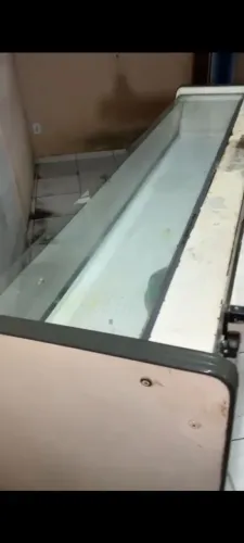 Vitrina/Balcão Frigorífico 2m - A Gelar Muito - Oportunidade