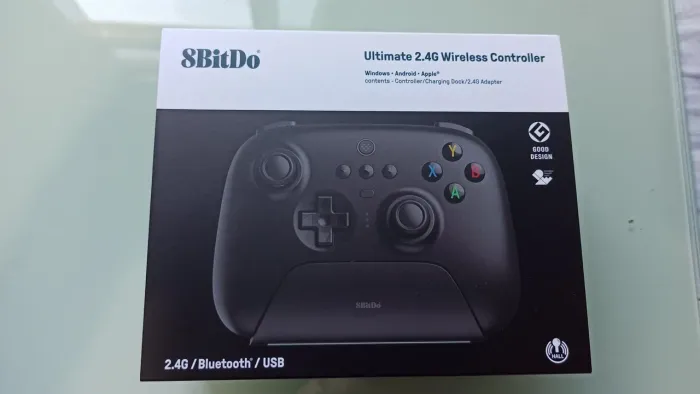 Controle 8bitDo com Dock de Carregamento