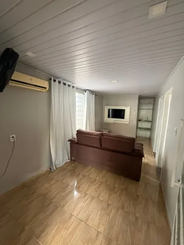 Casa mobiliada,situado no Conjunto Lula,perto da bola da Gilete.