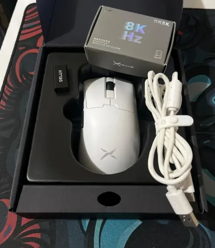 Mouse Delux M900 PRO Versão Ultraleve + Conectores de 1kHZ e 8kHZ + Cabo + Adaptador