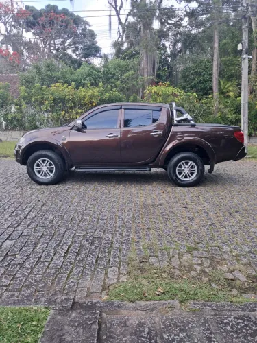 Mitsubishi L200 Triton HPE 3.2 CD TB Int.diesel AUT 2015