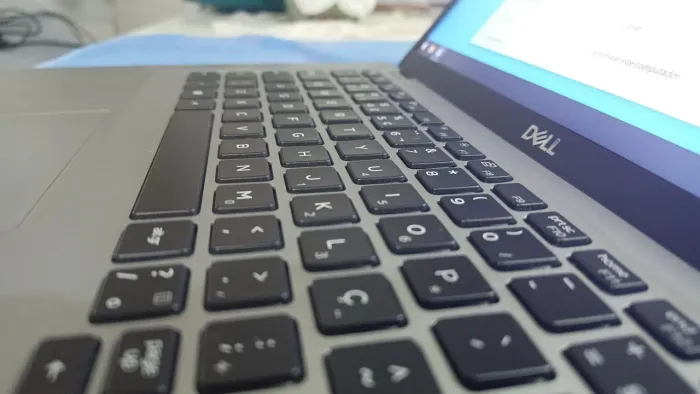 DELL i7 SSD 16GB RAM RÁPIDO QUASE NOVO