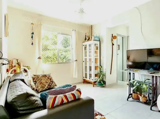Alugo quarto em AP totalmente mobilidade ATÉ 30 DE NOVEMBRO/26 em Canasvieiras